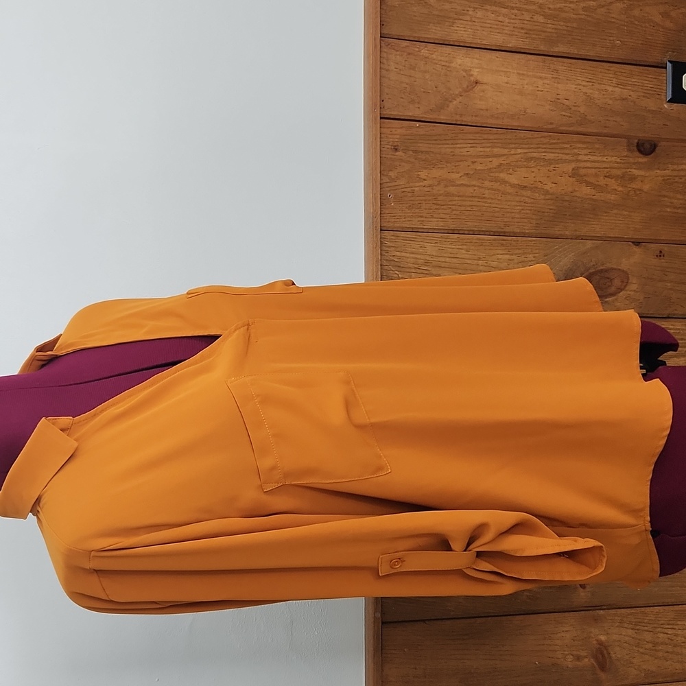 Womens Blouse, size M